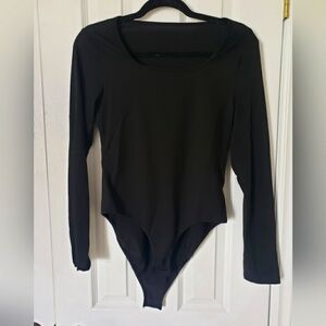 NWOT bodysuit medium